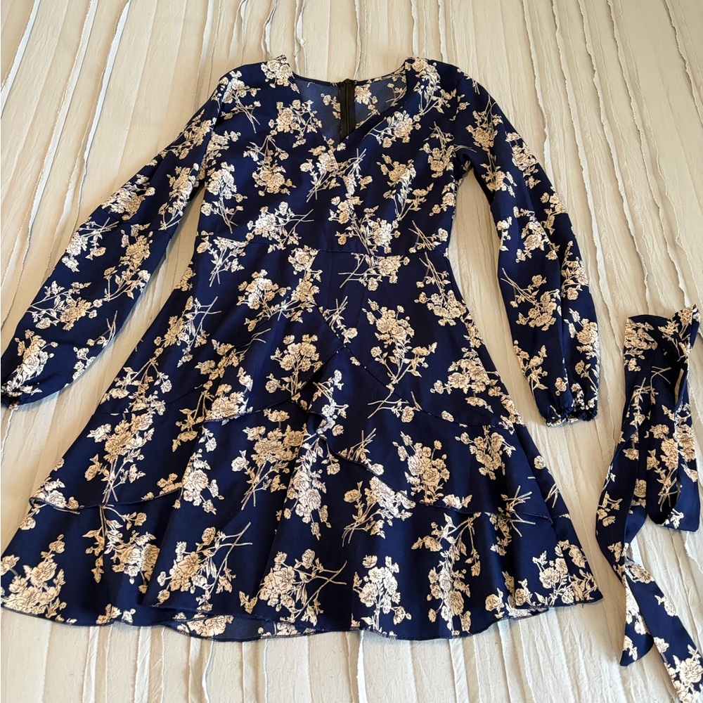 Floral Long-Sleeve Dress | Size M